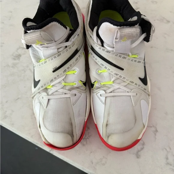 Women's Nike React Hyperset SE Volleyball Shoes White/Crimson Pink - Picture 2 of 10